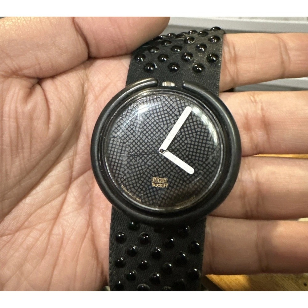 Working Vintage POP Swatch Watch 1989 Studded Fabric‎ Strap Black 39mm Rare Runs